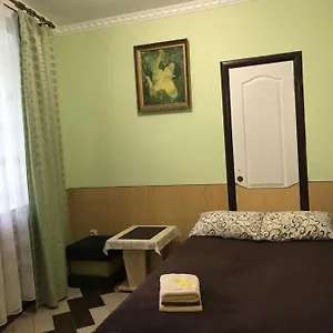 центр .гарний і зручний район. Львов