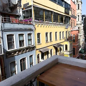 adres-flat-apart-hotel-taksim.istanbul-turkeyhotels.com/
